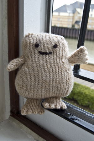 Geek insider geeky knitting and crocheting 21 Adipose