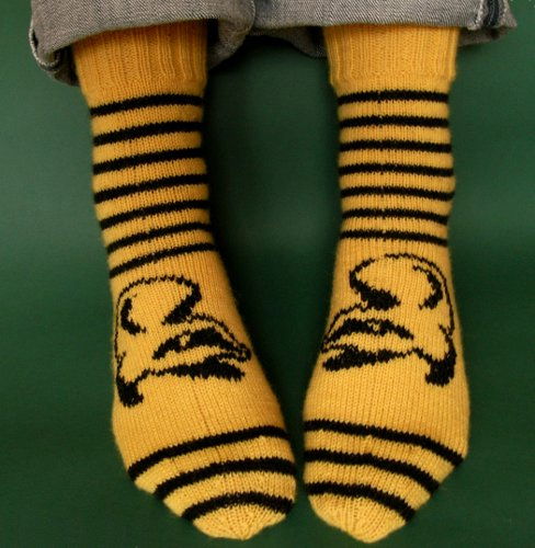 Geek insider geeky knitting and crocheting 24 Harry potter socks
