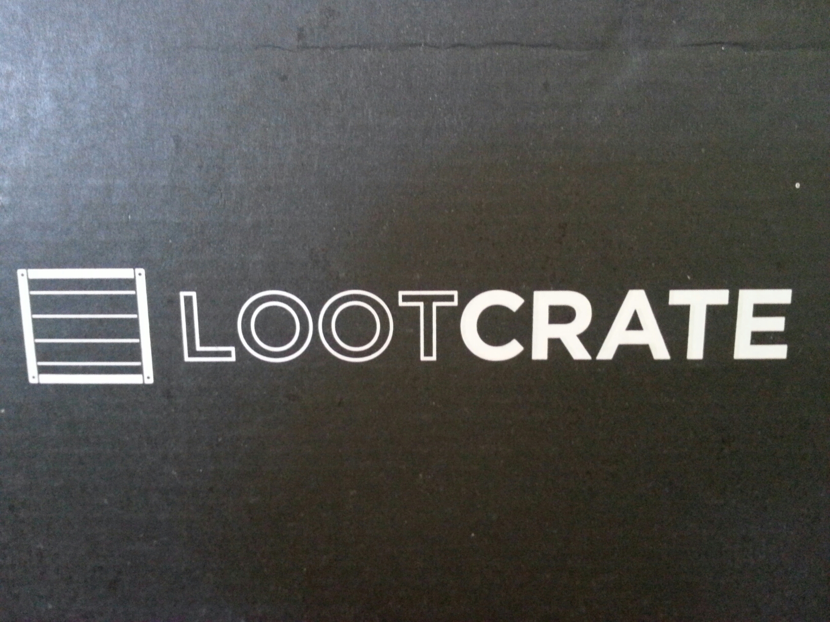 Loot crate april 2014 dragon theme