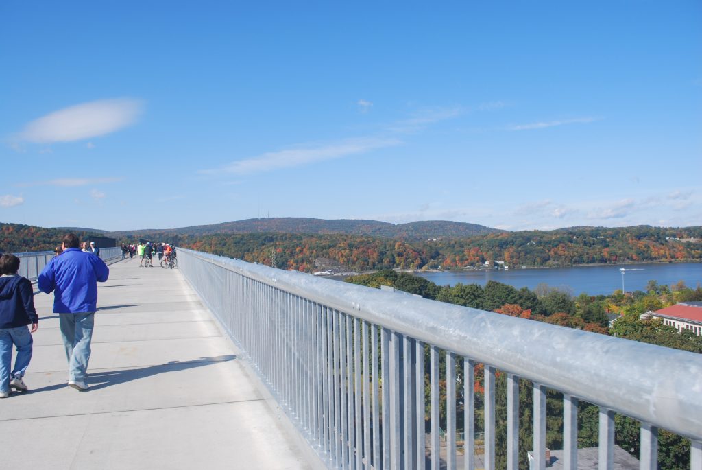 Walkway_over_the_hudson_5