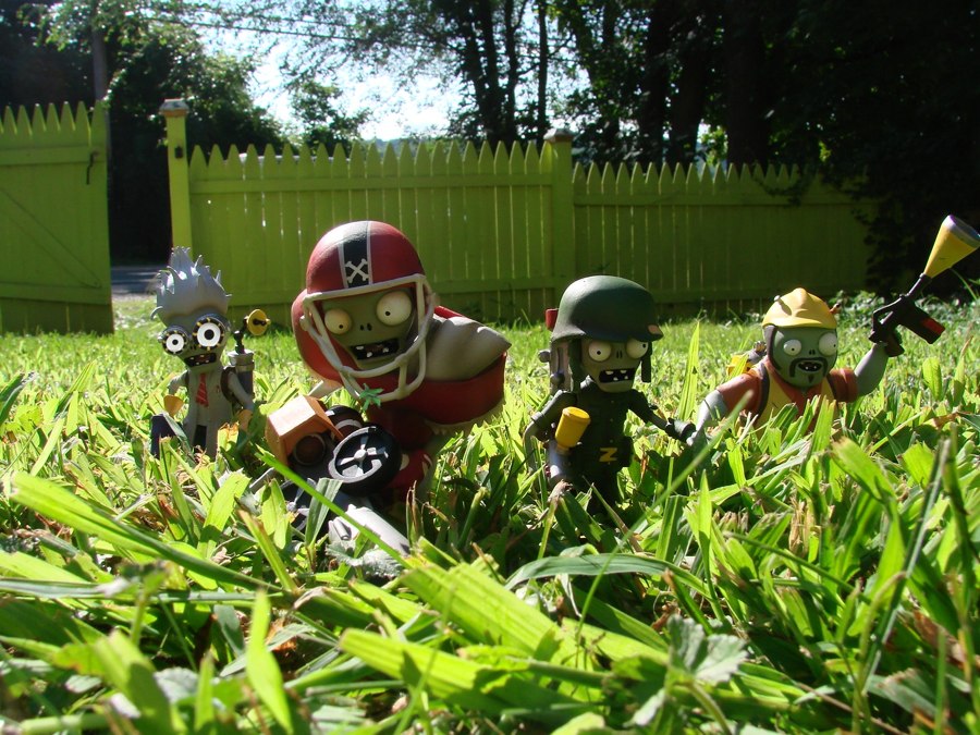 Plants vs. Zombies: garden warfare toys announced