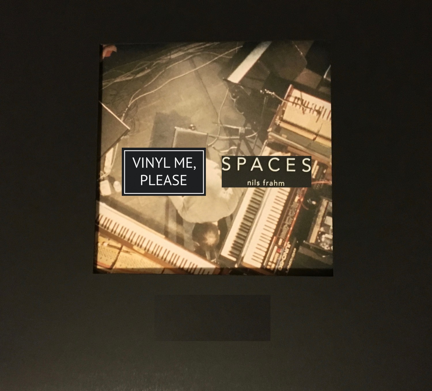 Vinyl me, please december edition: nils frahm – spaces