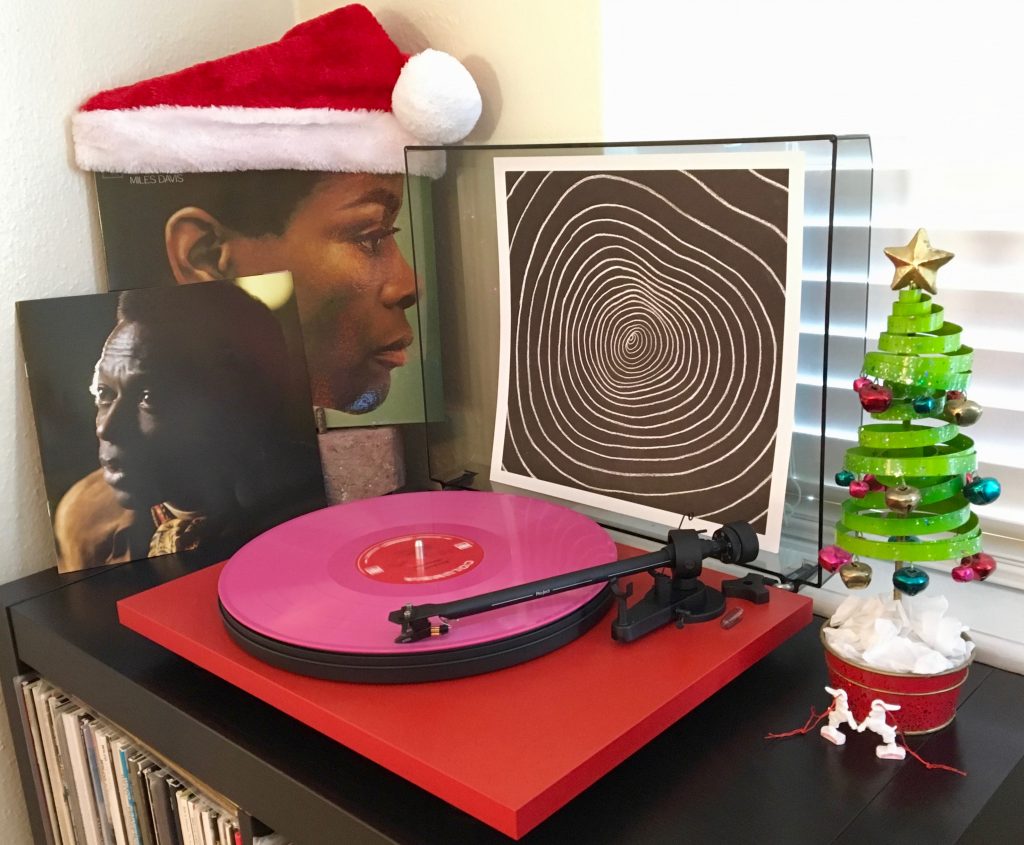 Geek insider vinyl me, please december edition: miles davis 'sorcerer' 20 Sorcerer