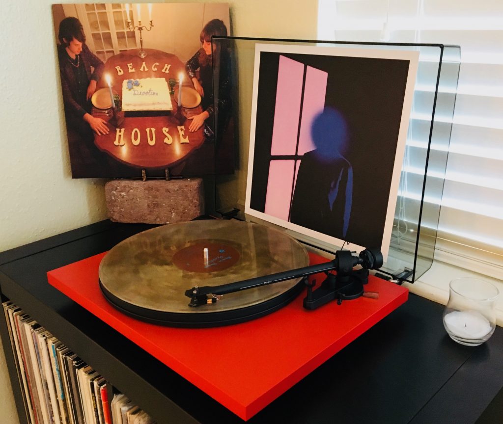 Geek insider vinyl me, please march edition: beach house 'devotion' 21 Devotion