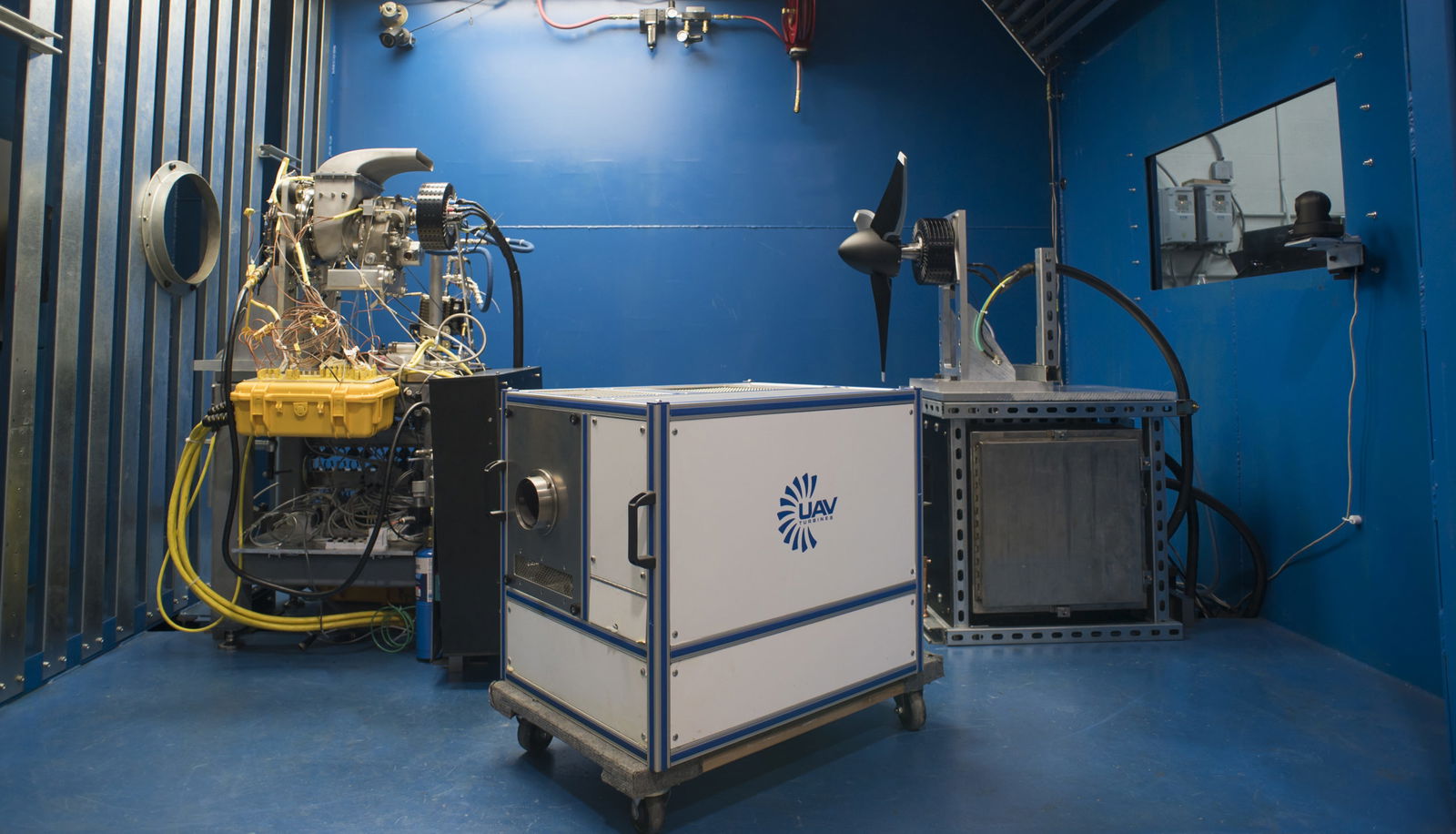 Early look: uav turbines unveils its micro-turbogenerator system (mts)