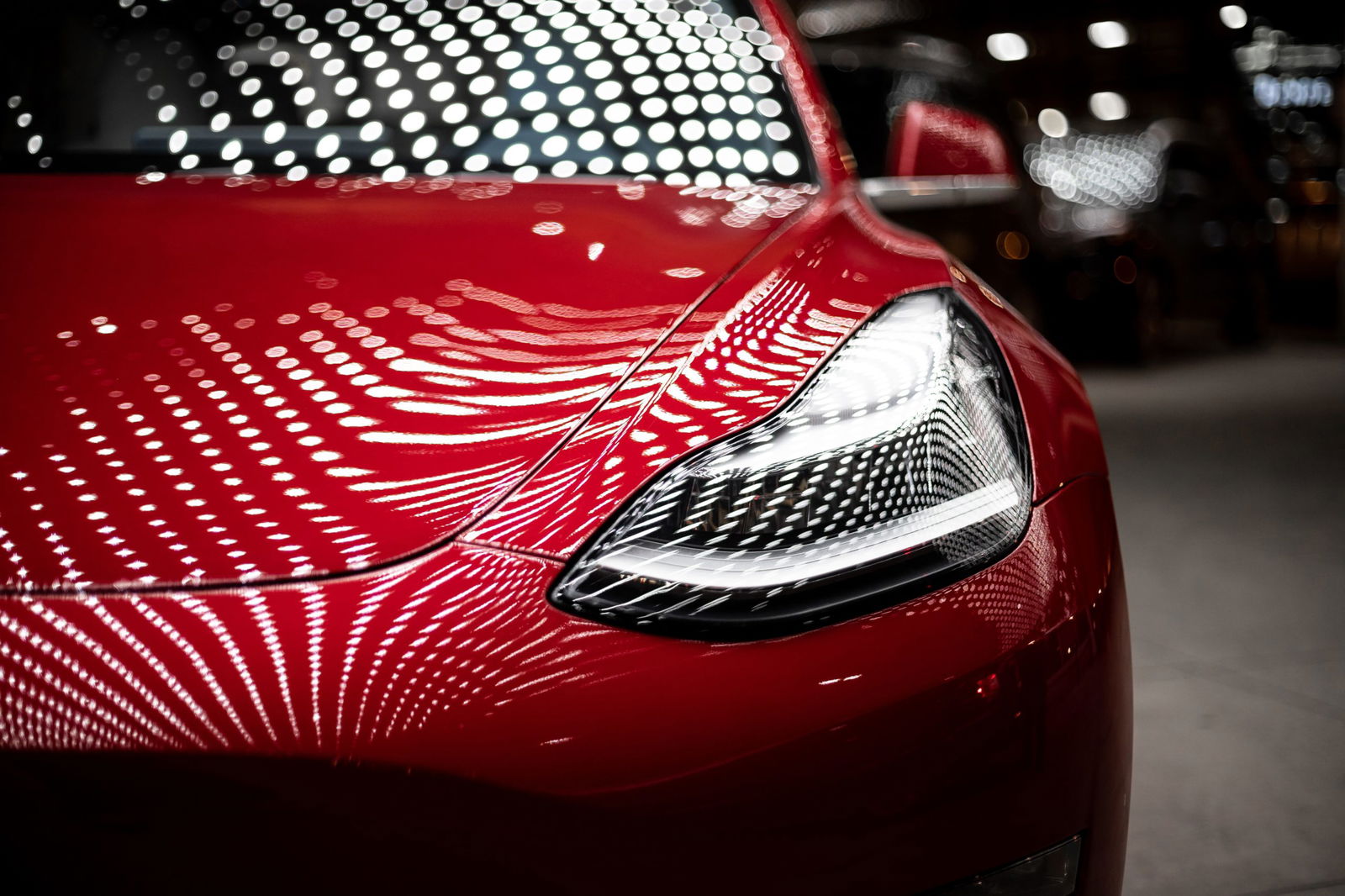 Tesla hiring high school dropouts