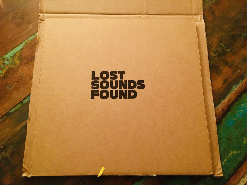 Geek insider vinyl me, please february unboxing: the strokes 'room on fire' 4 Geek insider, geekinsider, geekinsider. Com,, vinyl me, please february unboxing: the strokes 'room on fire', entertainment