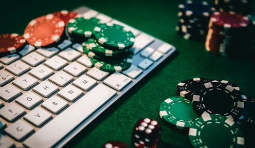 What makes a given online casino more interesting than other betting sites?