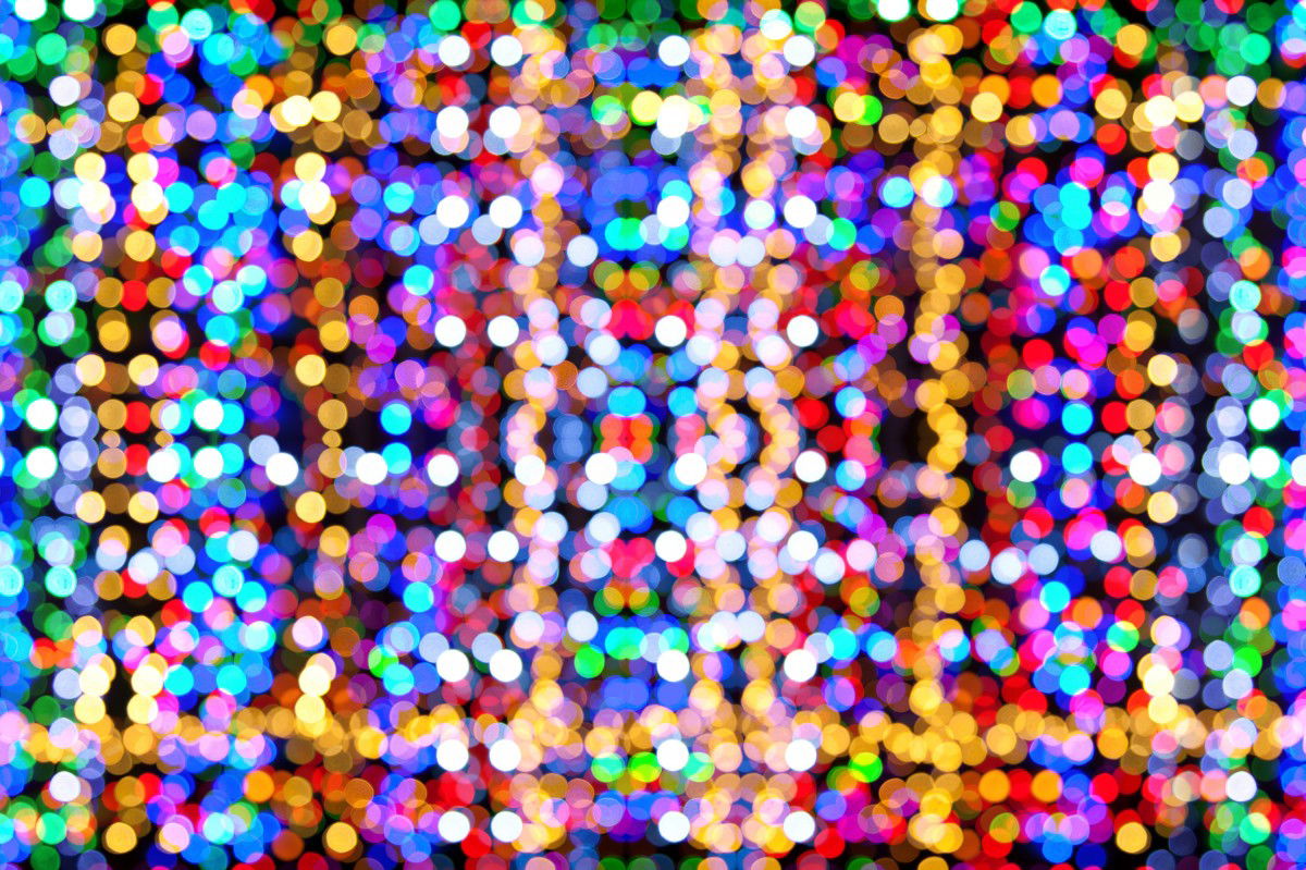 How is christmas celebrated around the world?