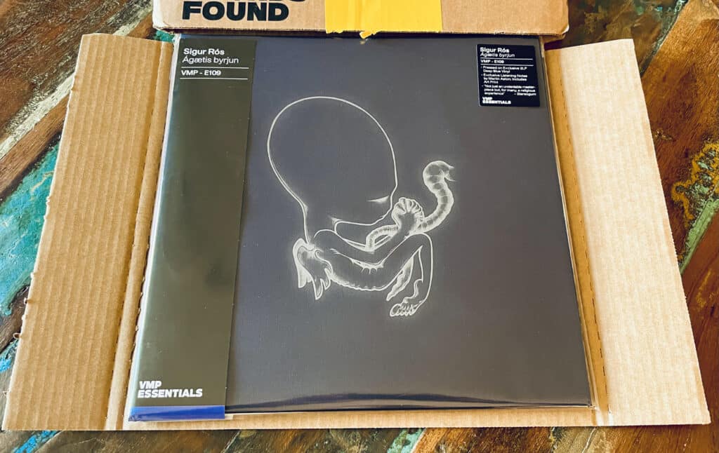 Geek insider vinyl me, please january 2022 unboxing: sigur rós - ágætis byrjun 5 Geek insider, geekinsider, geekinsider. Com,, vinyl me, please january 2022 unboxing: sigur rós - ágætis byrjun, entertainment