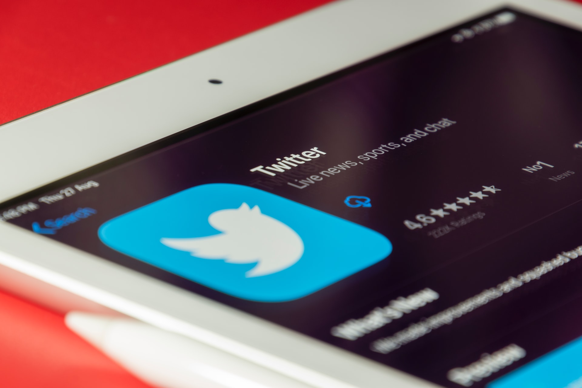 Geek insider, geekinsider, geekinsider. Com,, twitter finds itself with more issues, business