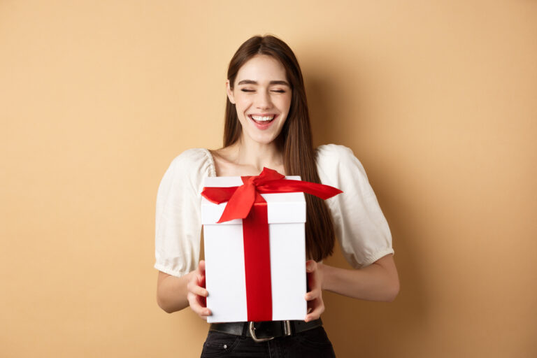 How to choose gifts for teenage girls