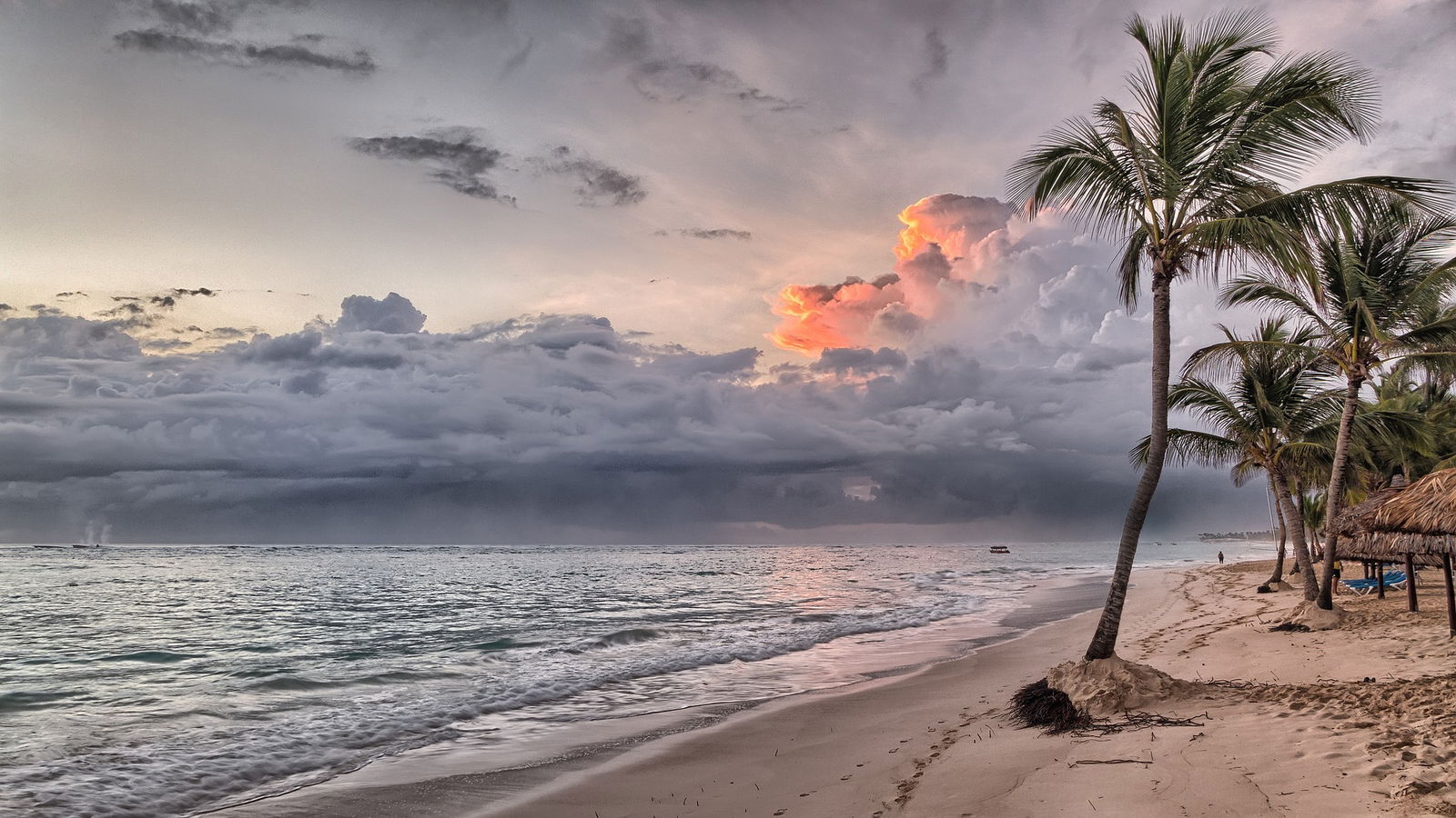 How to spend crypto while traveling