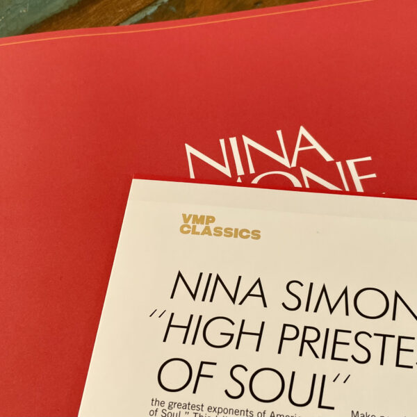 Vinyl me, please unboxed – nina simone ‘silk & soul’