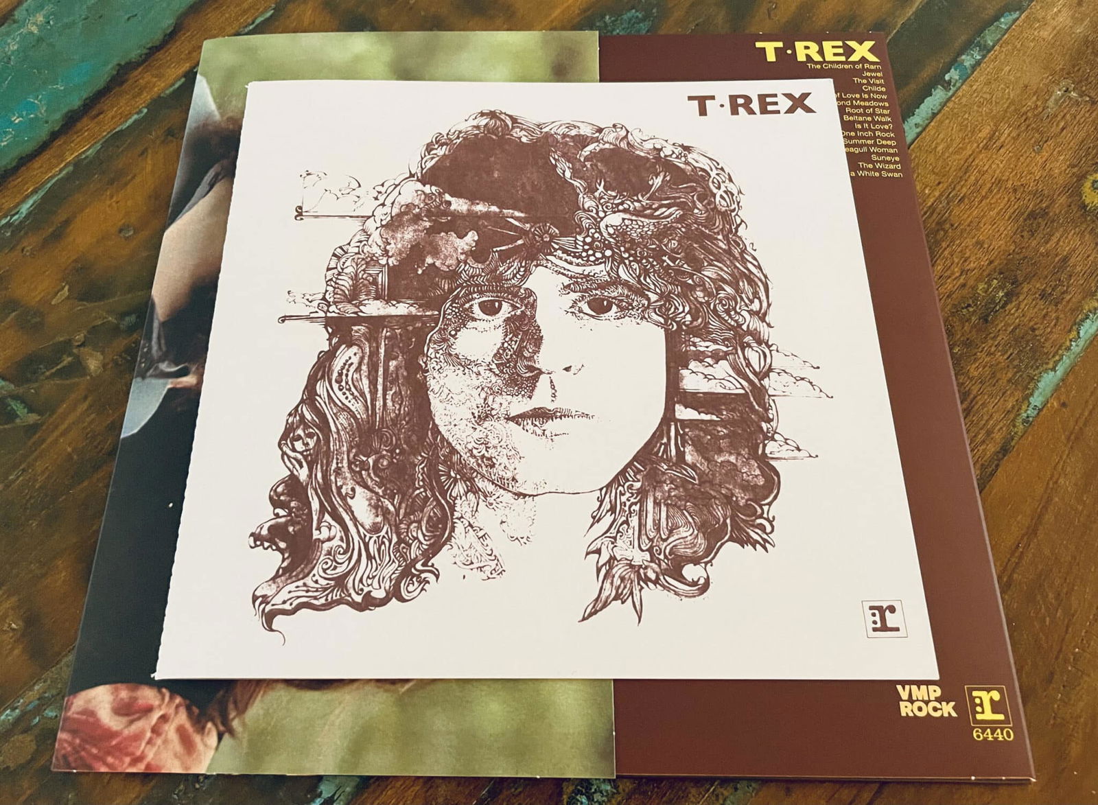 Vinyl me please