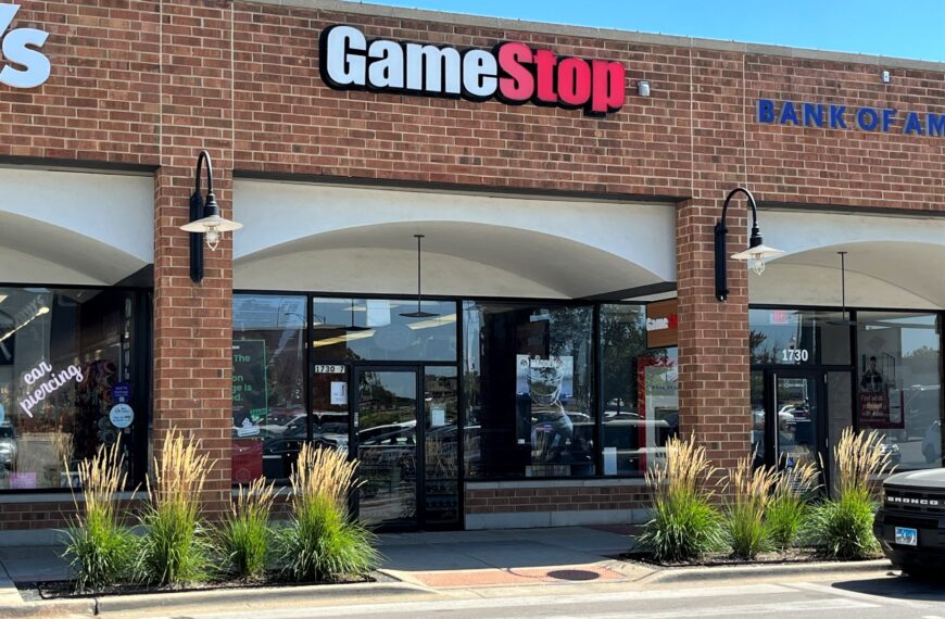 Eb games returns: canadian gaming icon stages comeback as local entrepreneur reclaims brand