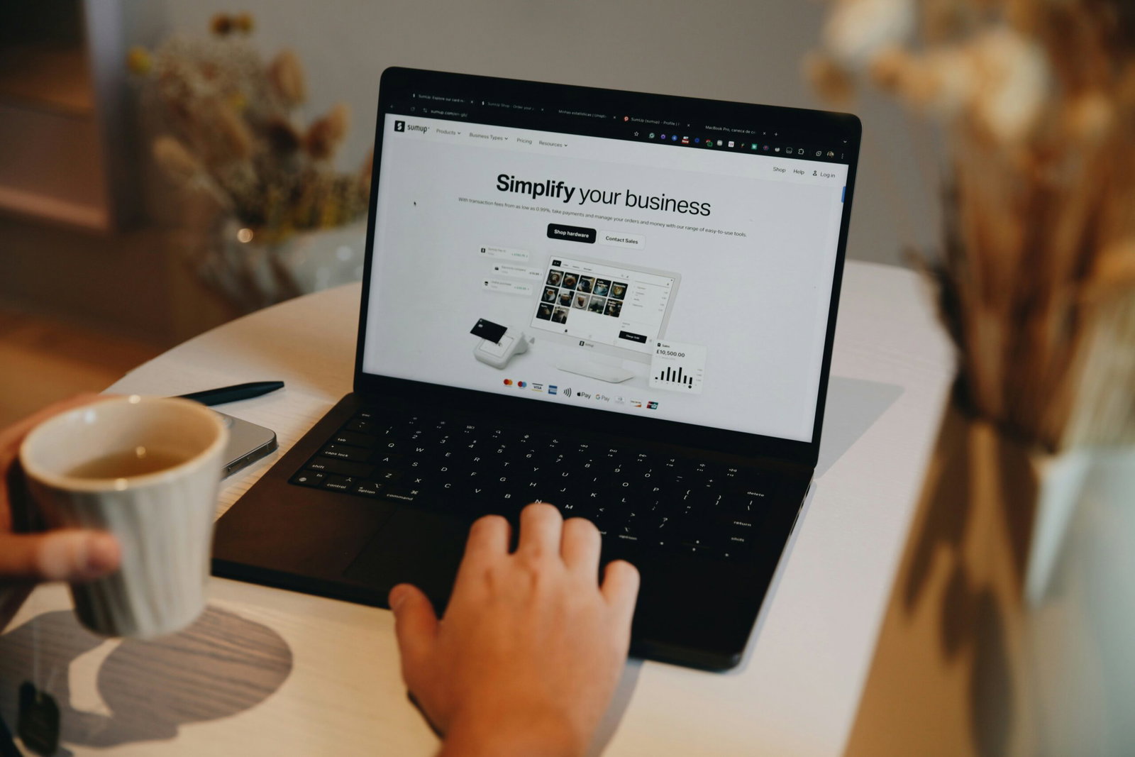 Geek insider, geekinsider, geekinsider. Com,, how site. Pro is positioning erp as the center of modern business management, applications