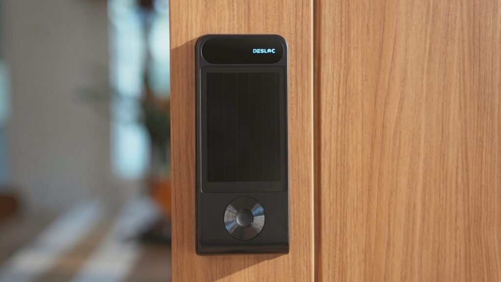 Geek insider never charge again. Why the desloc smart lock v150 plus is built for sustained endurance 2 Geek insider, geekinsider, geekinsider. Com,, never charge again. Why the desloc smart lock v150 plus is built for sustained endurance, diy